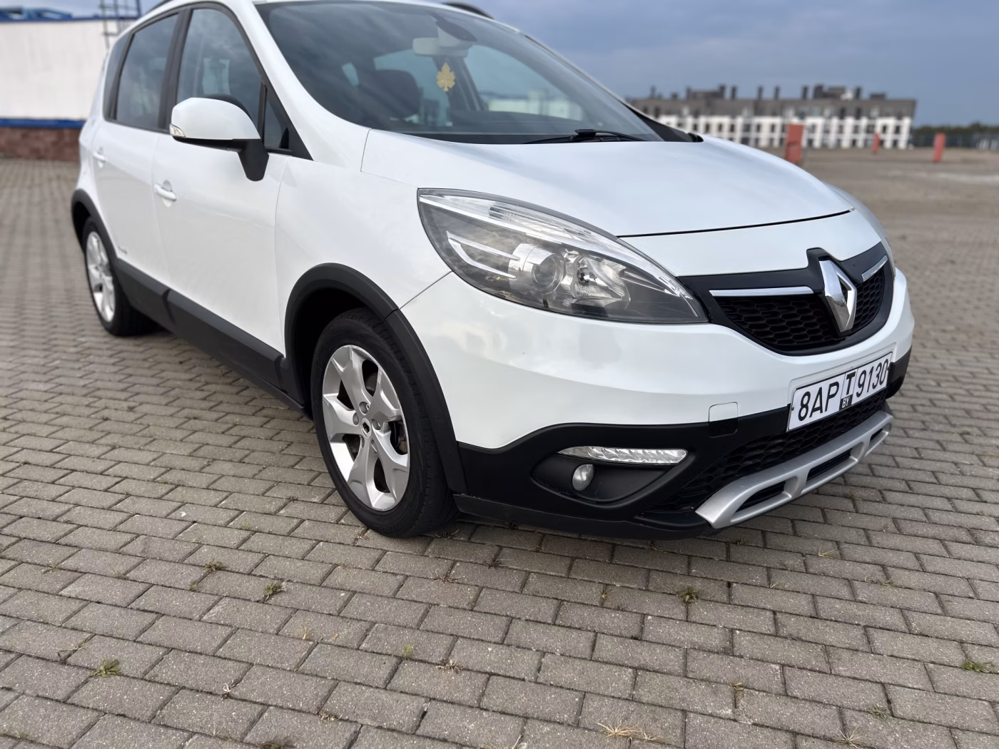 Renault Scenic XMOD фото 9
