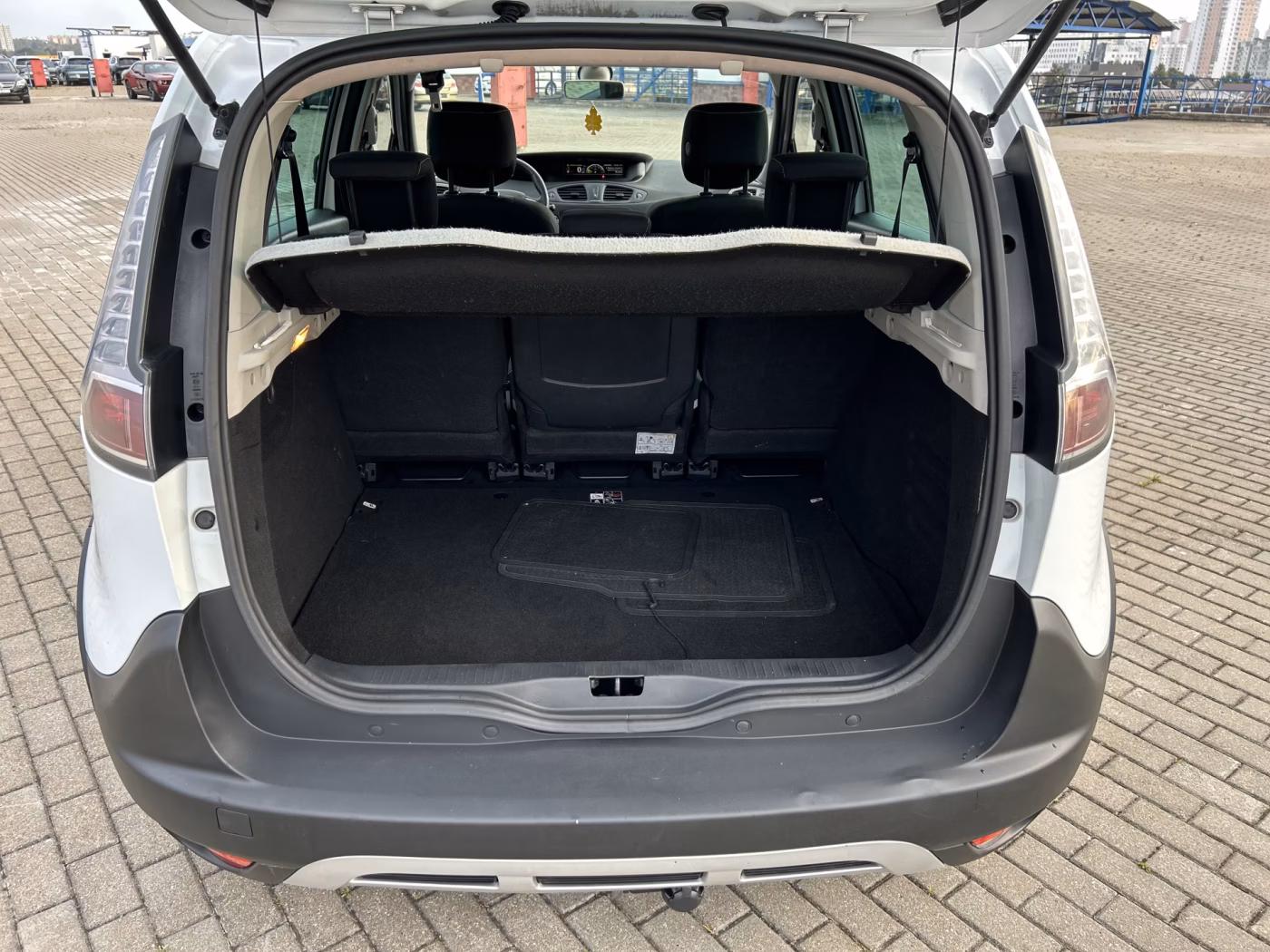 Renault Scenic XMOD фото 13