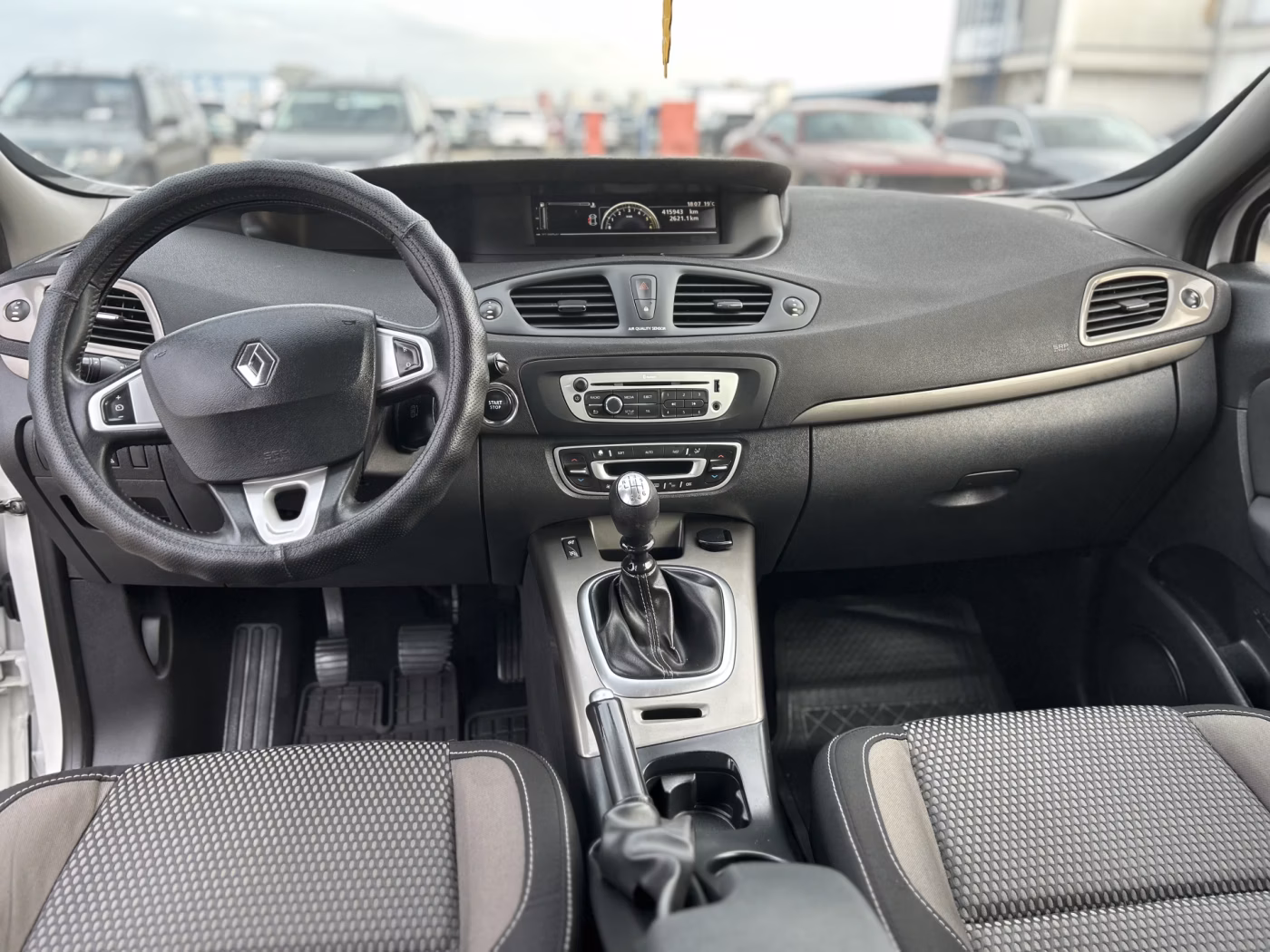 Renault Scenic XMOD фото 21