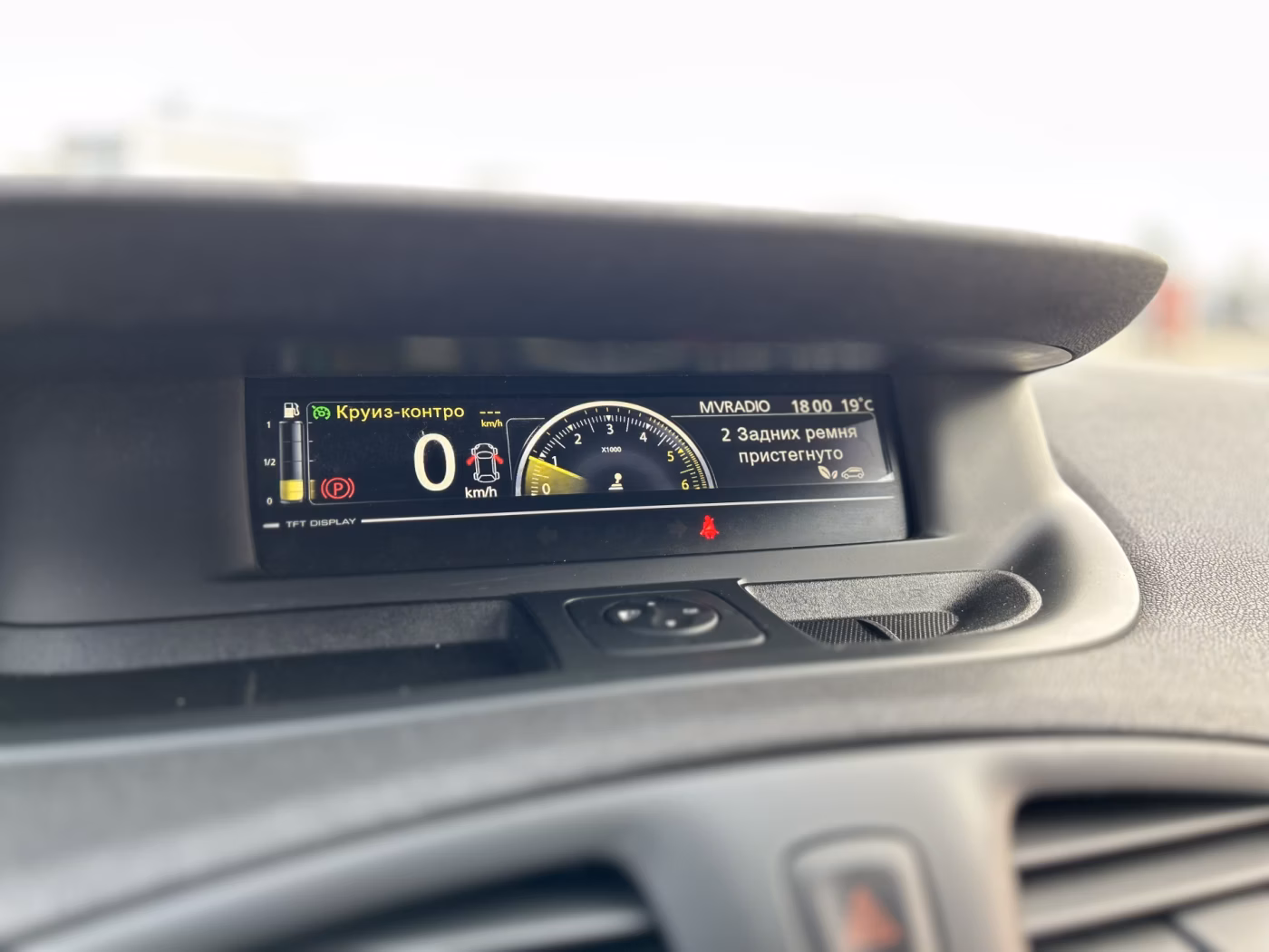 Renault Scenic XMOD фото 20