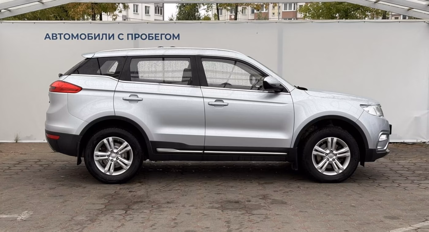 Geely Atlas фото 6