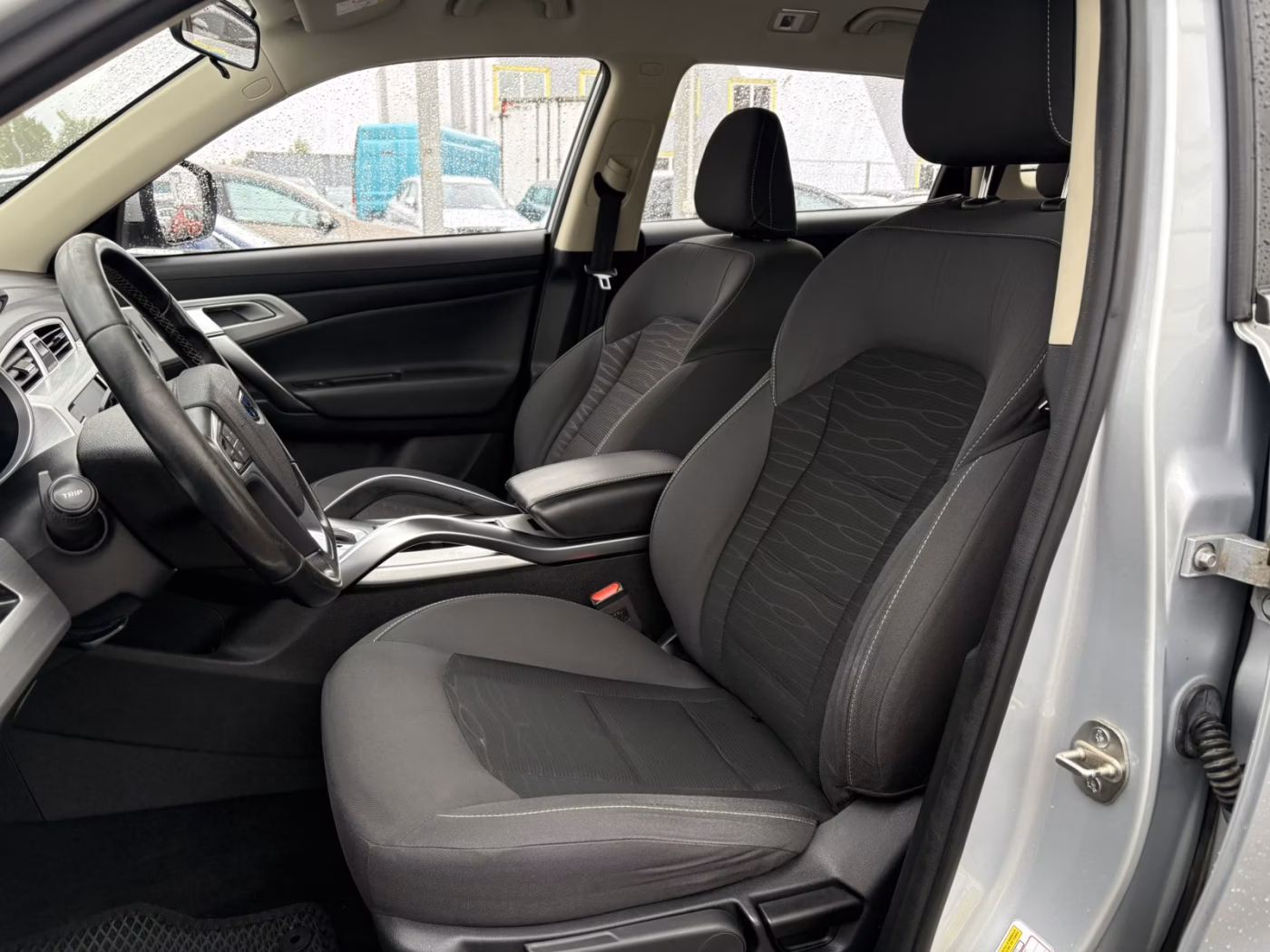 Geely Atlas фото 10