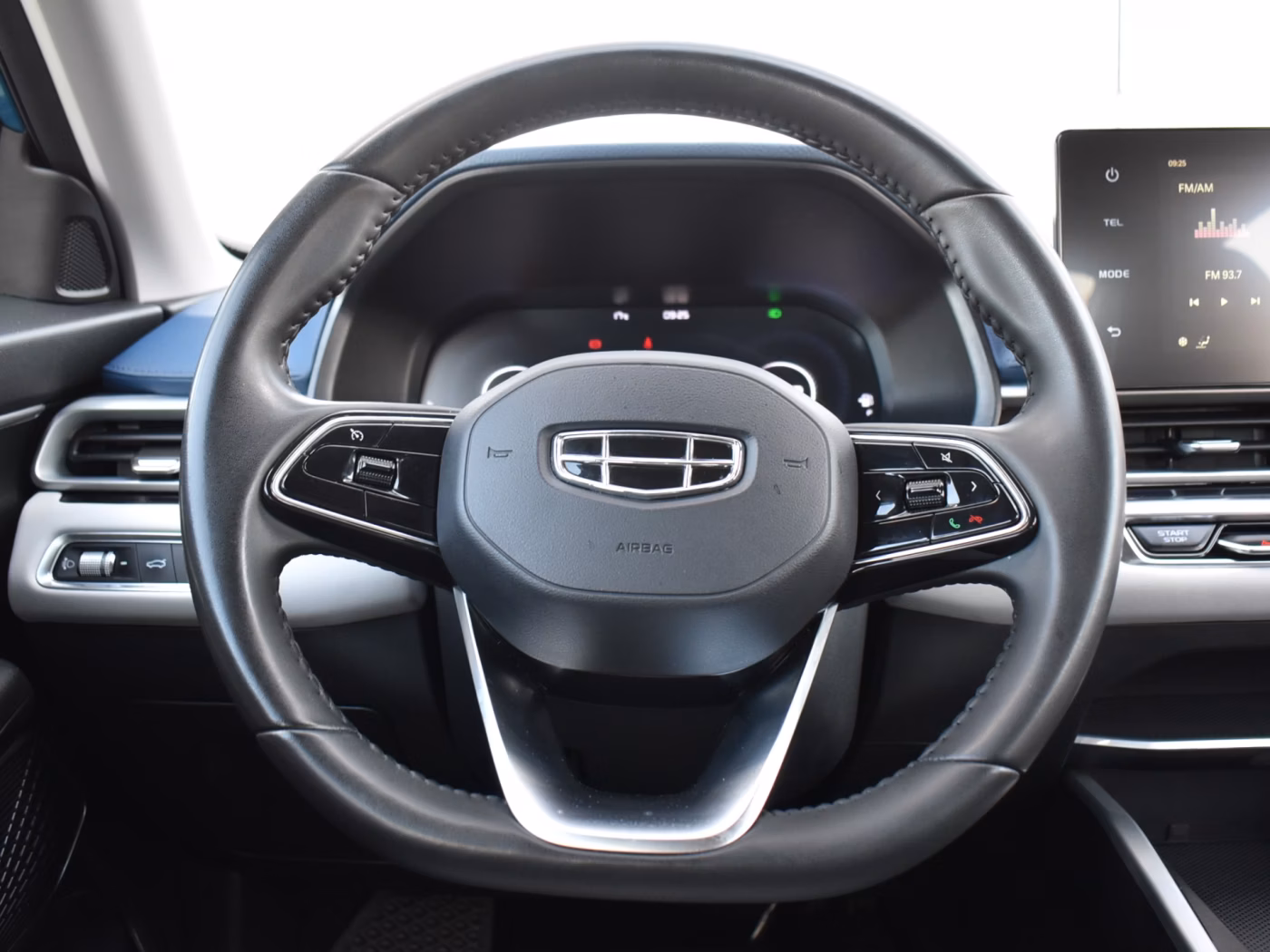 Geely Emgrand фото 15