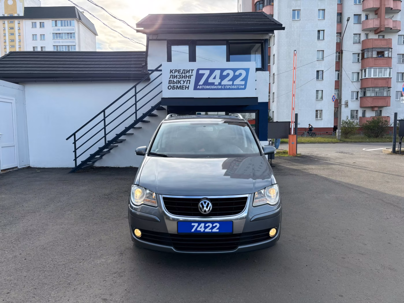 Volkswagen Touran фото 2