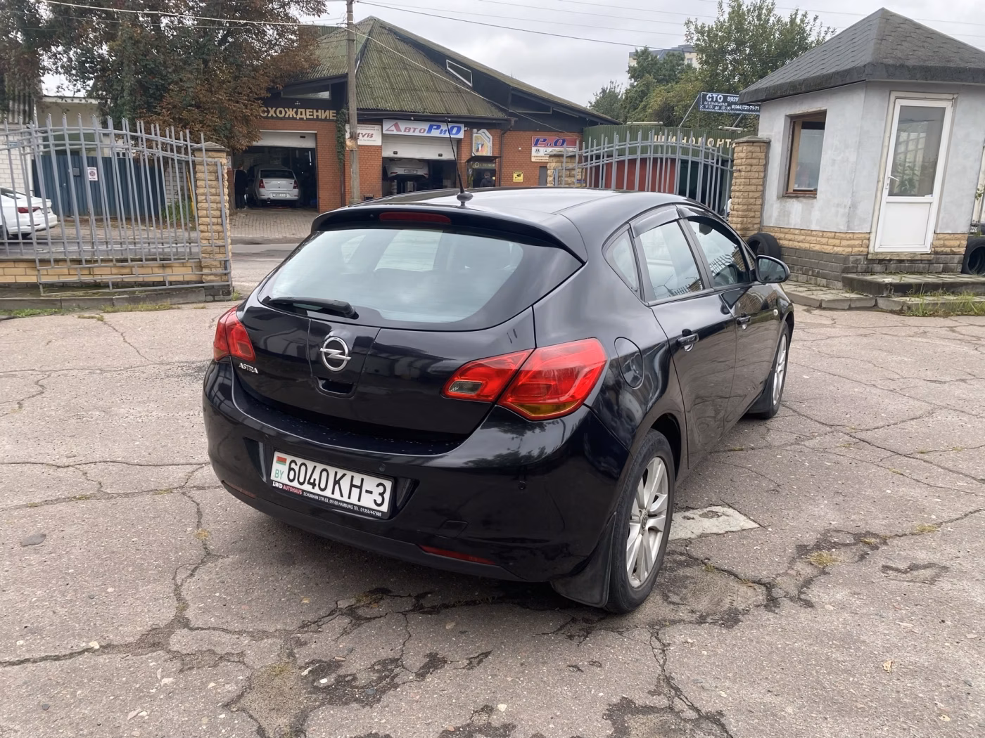 Opel Astra фото 8