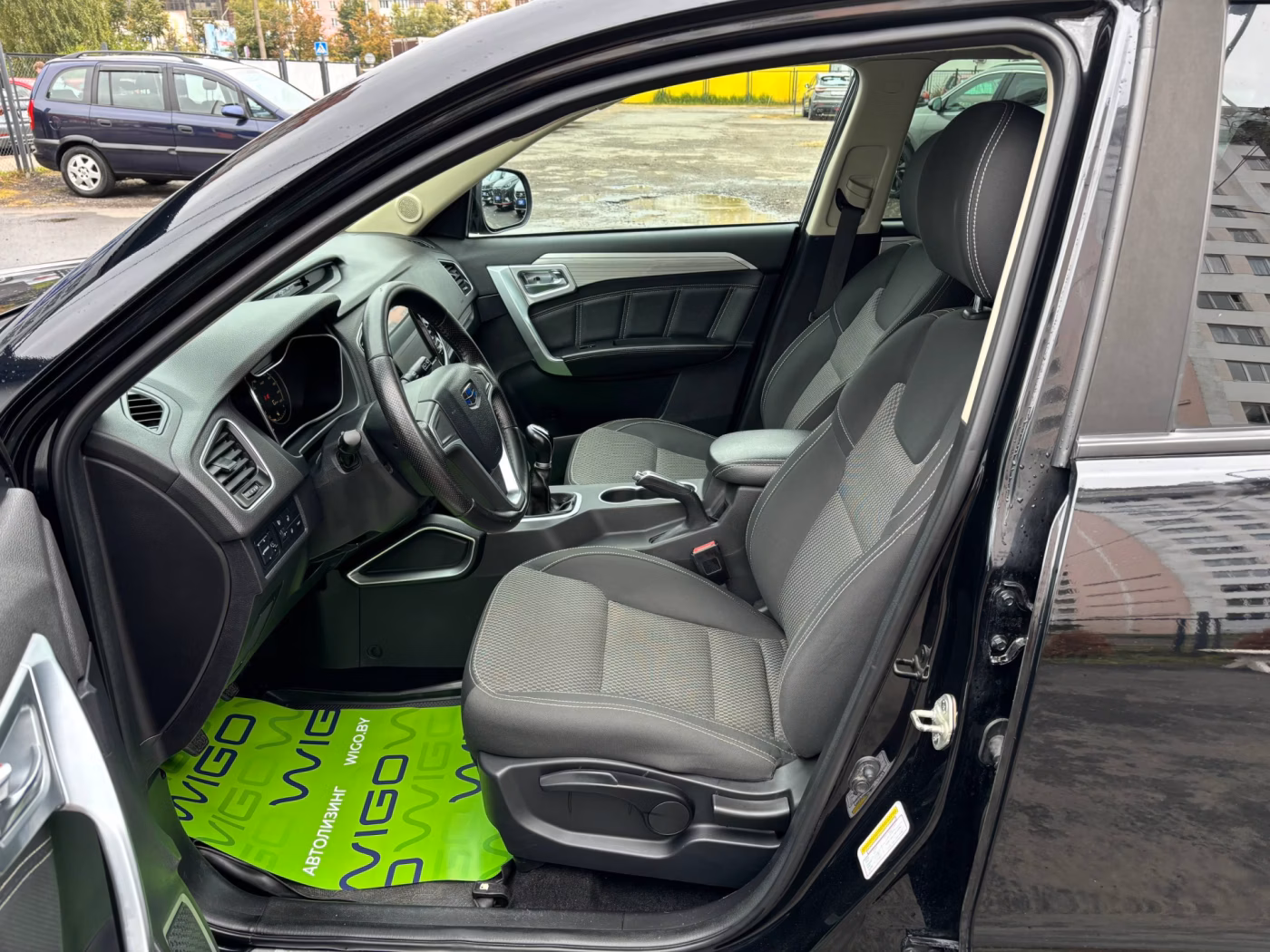 Geely Emgrand X7 фото 9