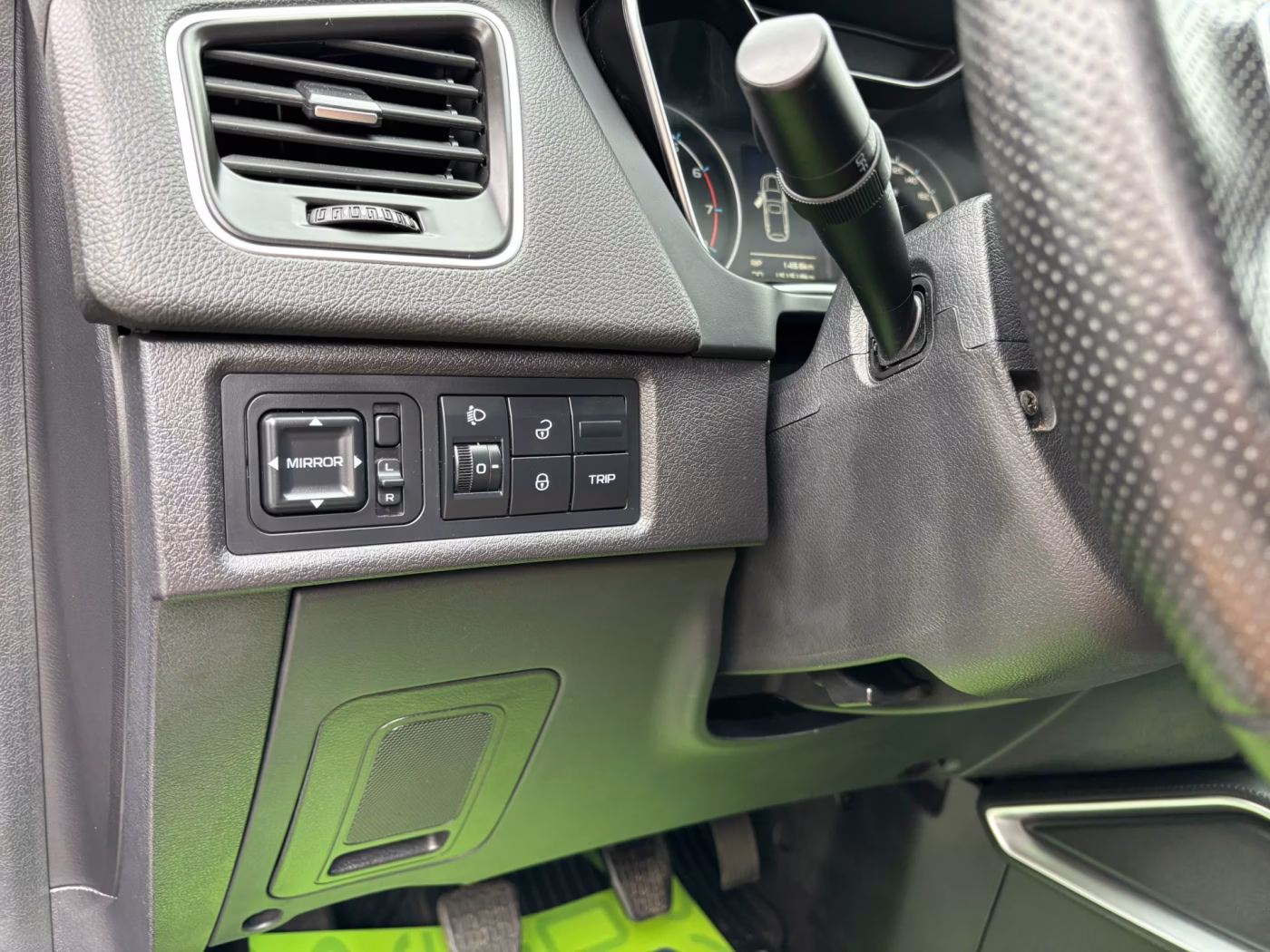 Geely Emgrand X7 фото 14