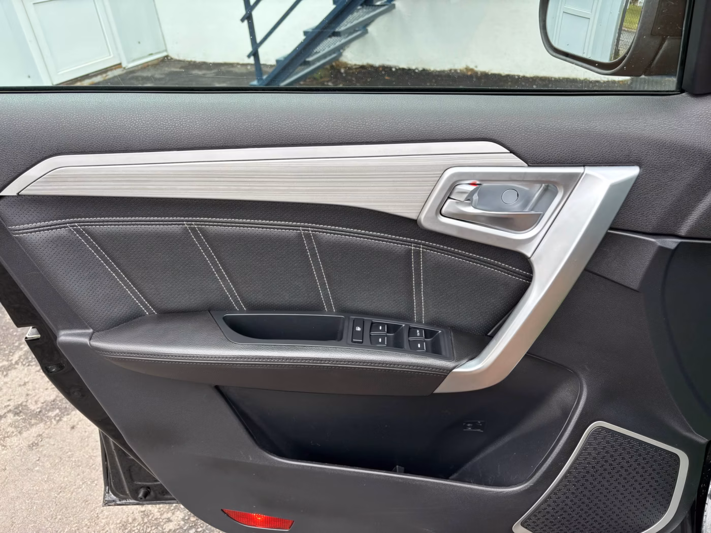 Geely Emgrand X7 фото 15