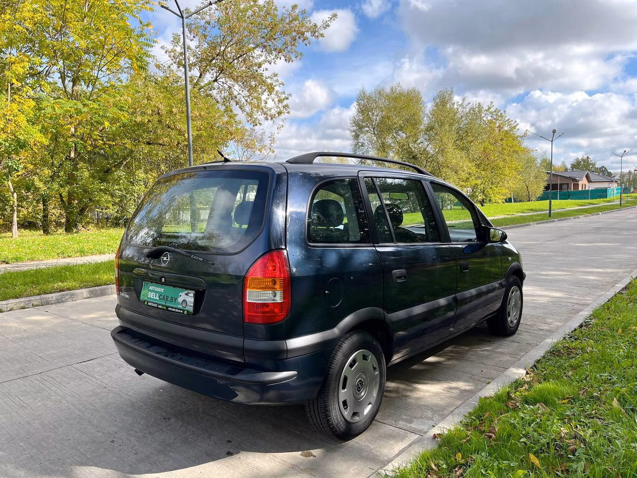 Opel Zafira фото 6
