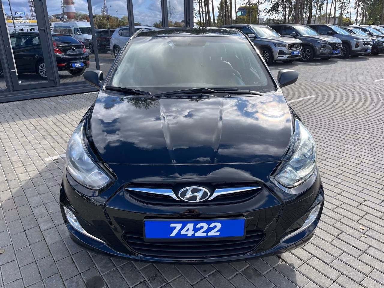 Hyundai Solaris фото 2