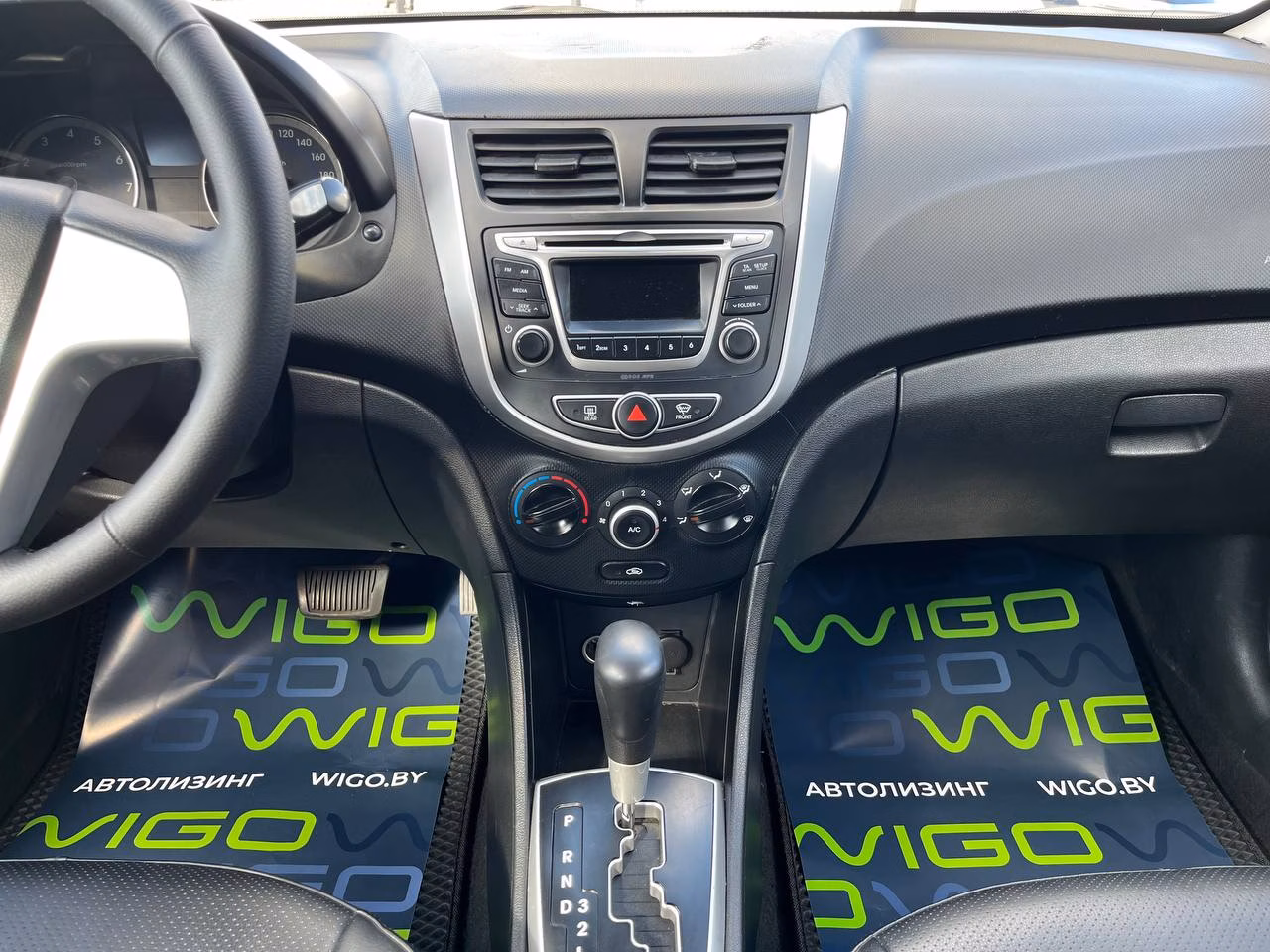 Hyundai Solaris фото 12