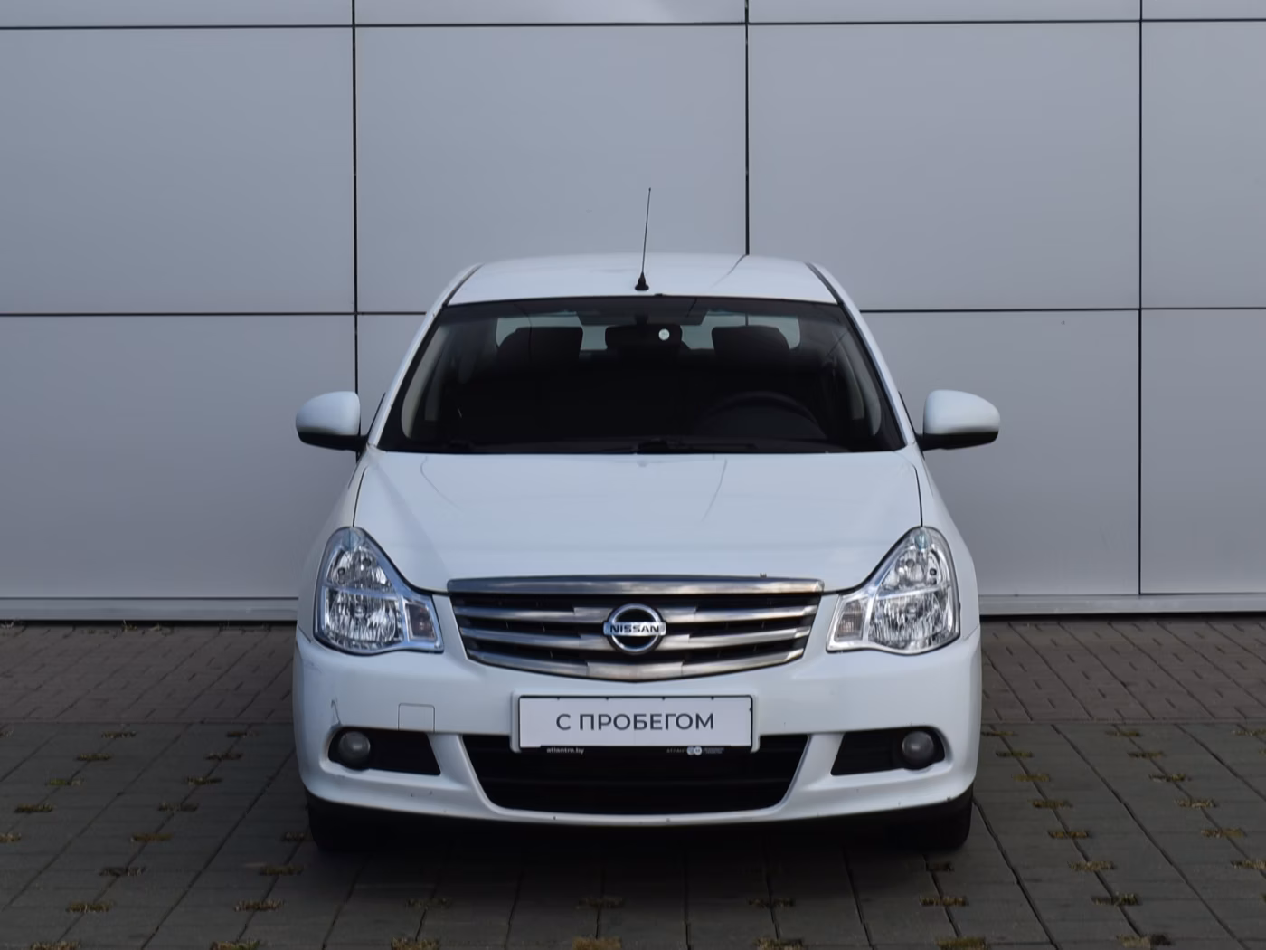 Nissan Almera фото 2