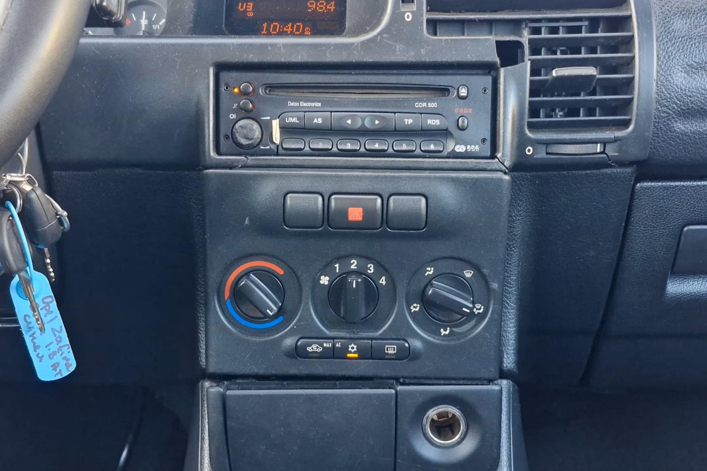 Opel Zafira фото 17