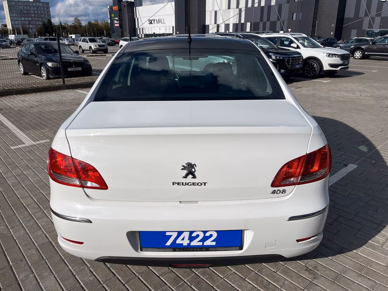 Peugeot 408 фото 6