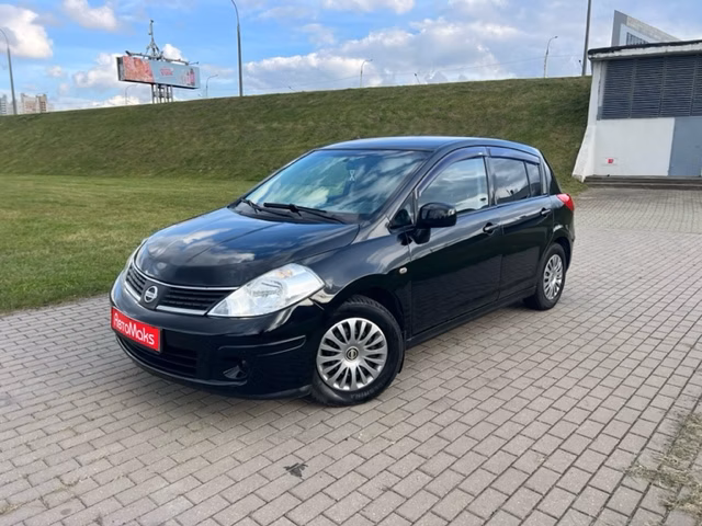 Nissan Tiida