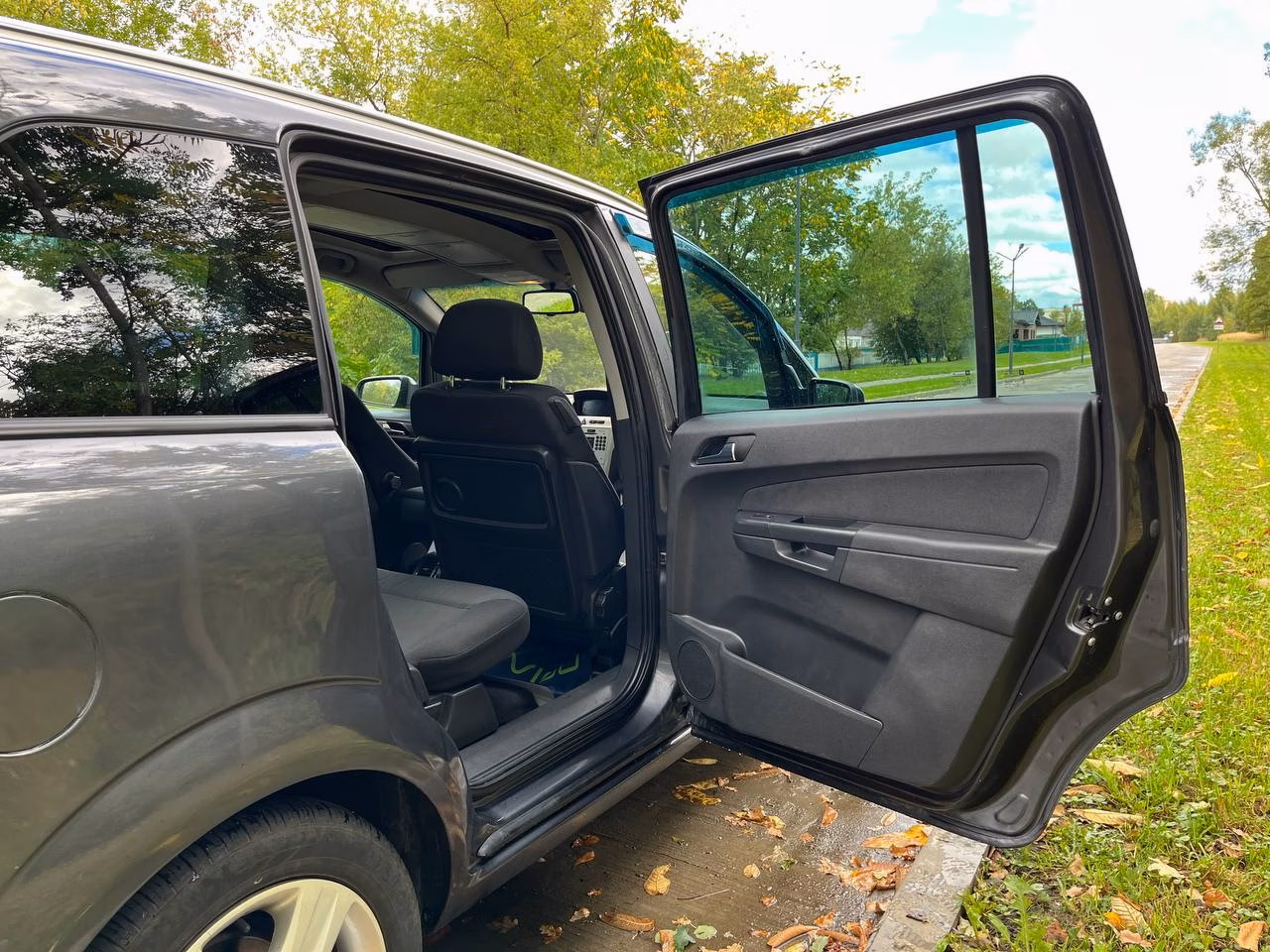 Opel Zafira фото 27
