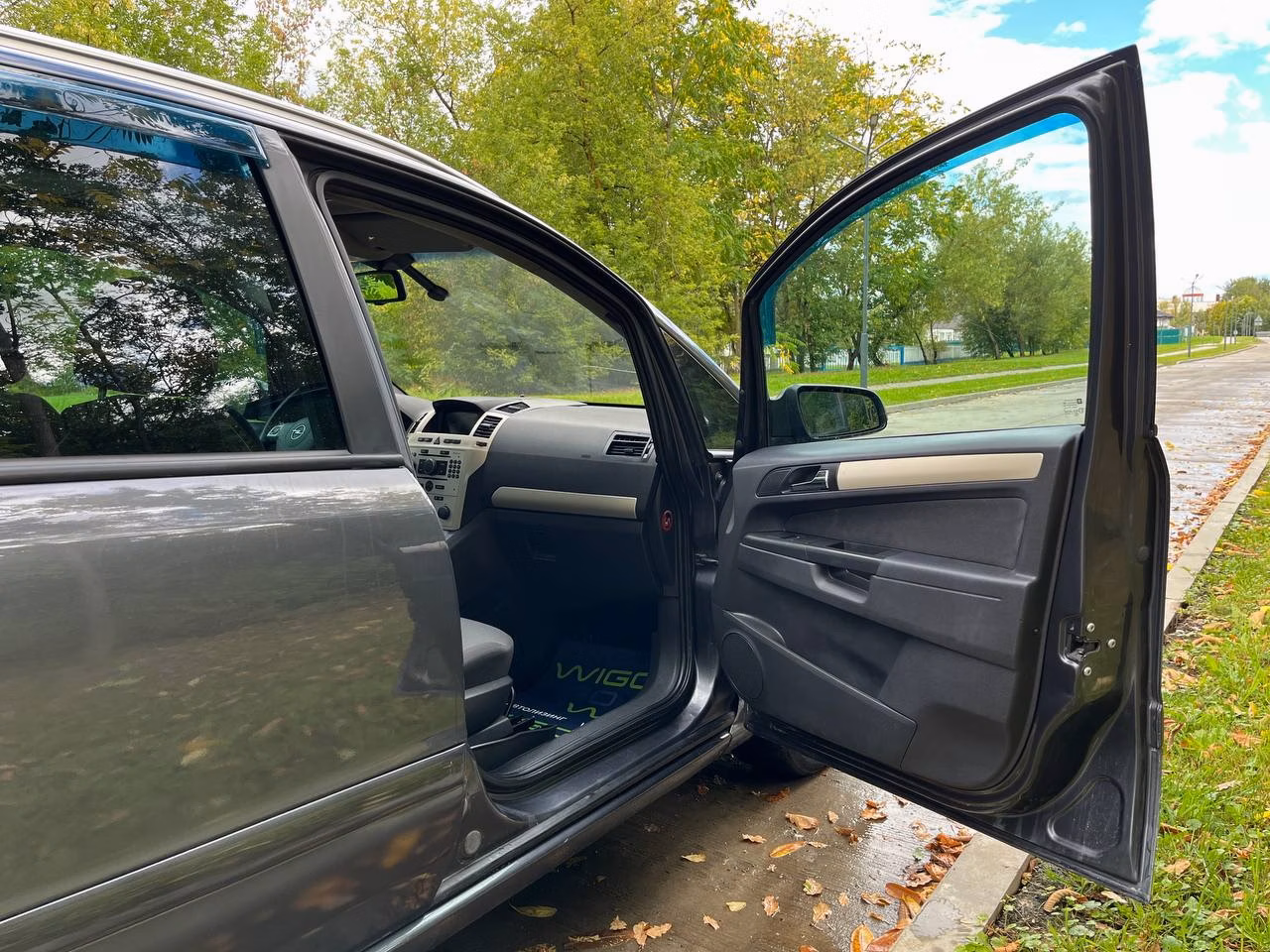 Opel Zafira фото 26