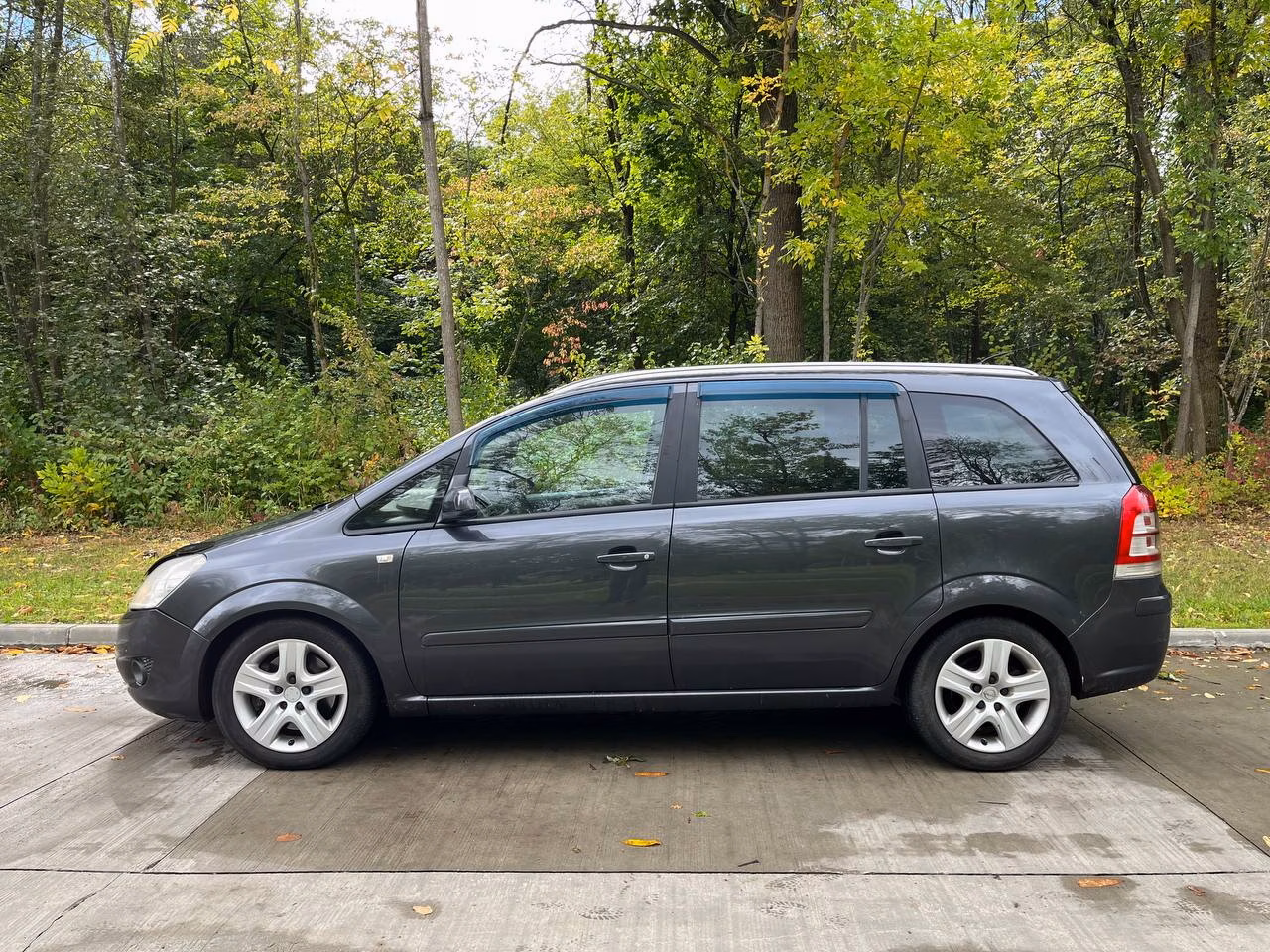 Opel Zafira фото 4