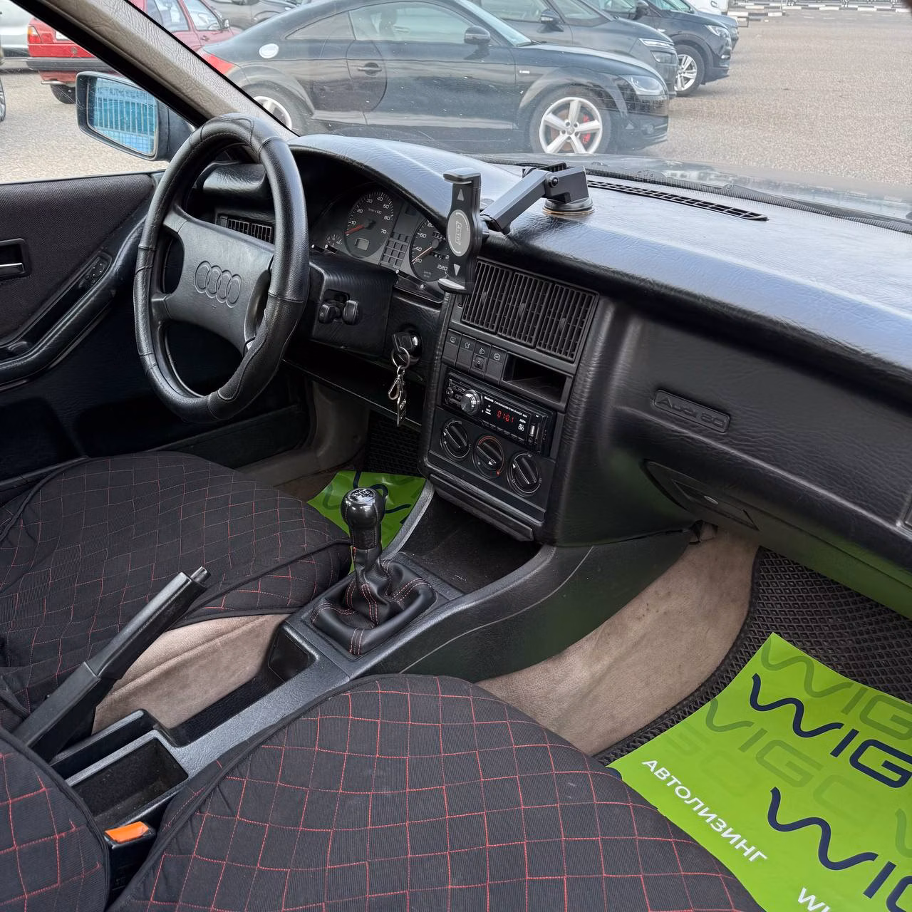 Audi 80 фото 10