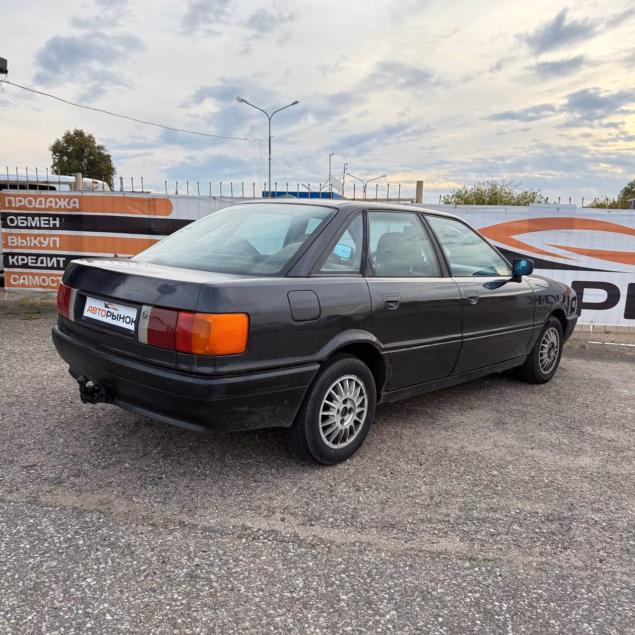 Audi 80 фото 4