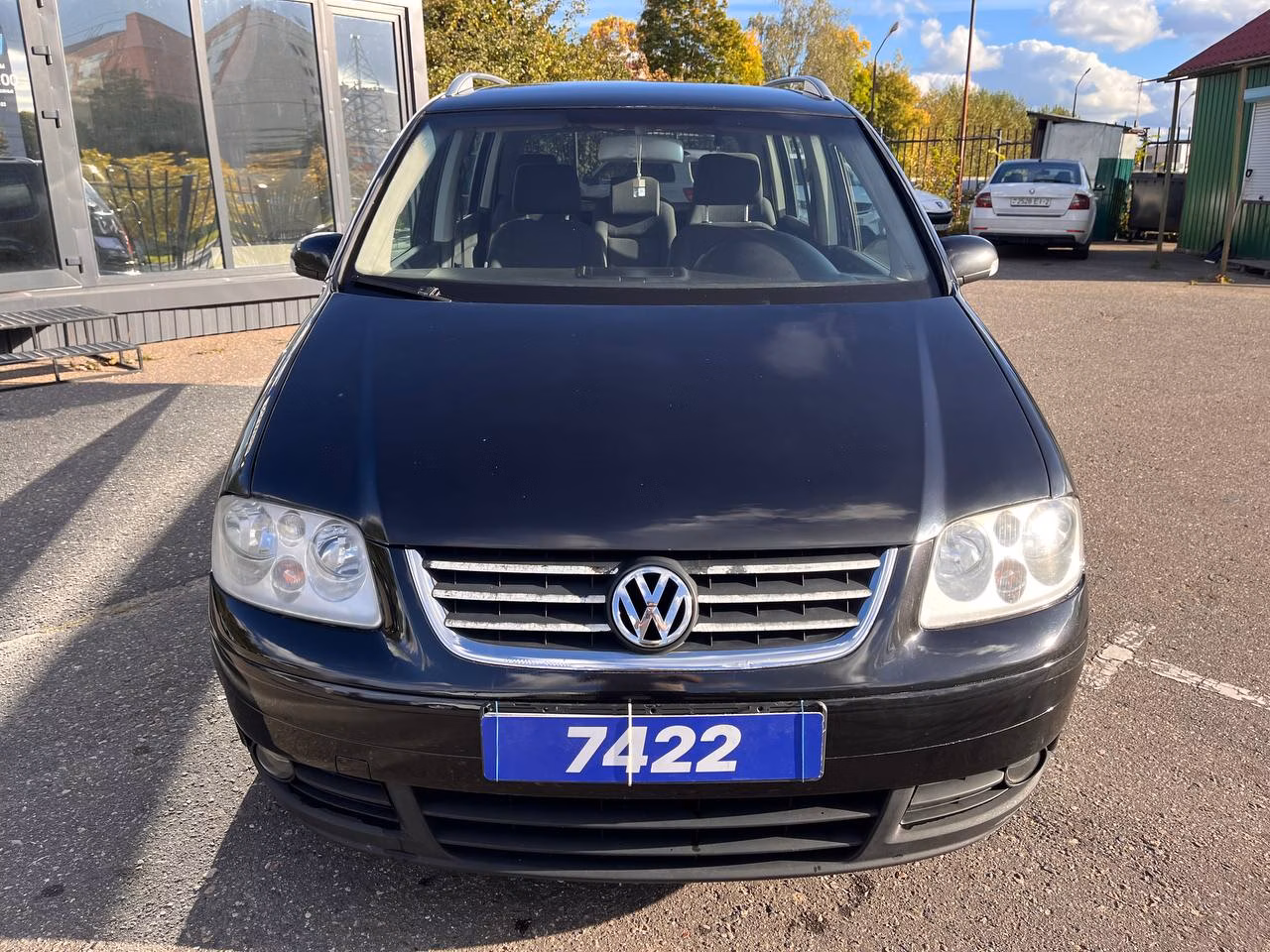 Volkswagen Touran фото 2