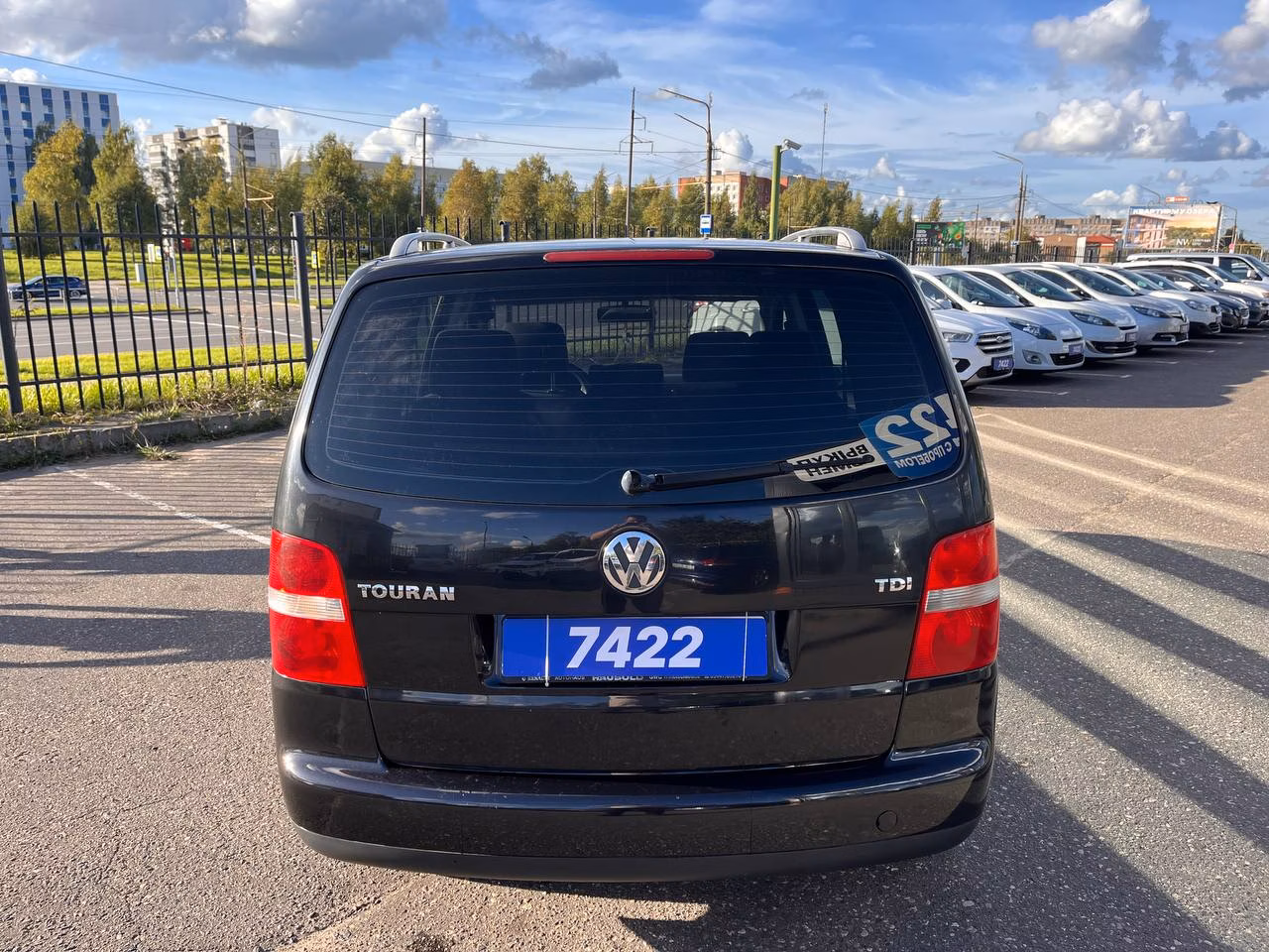 Volkswagen Touran фото 6