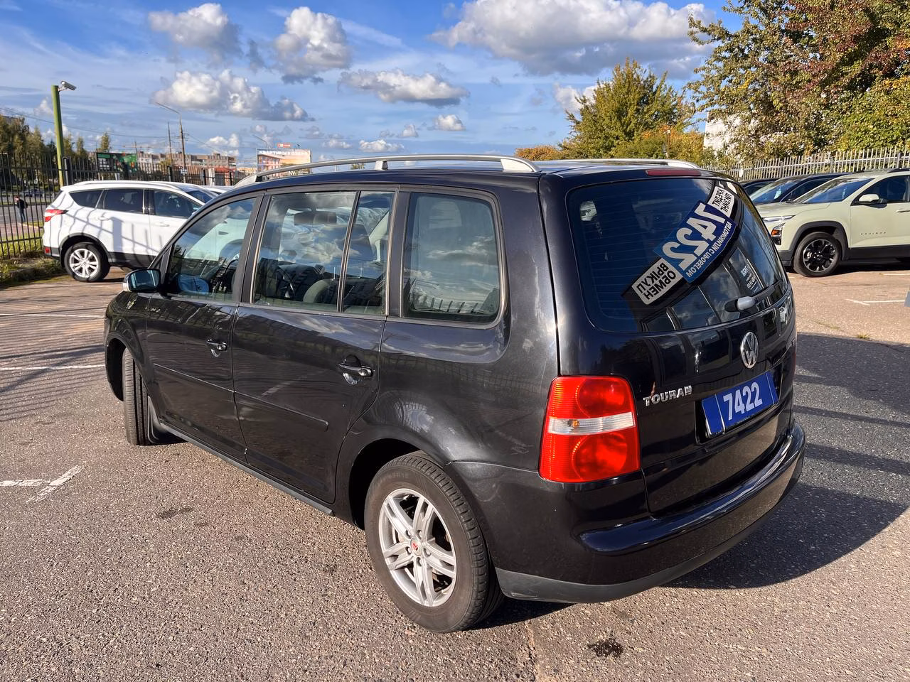 Volkswagen Touran фото 7