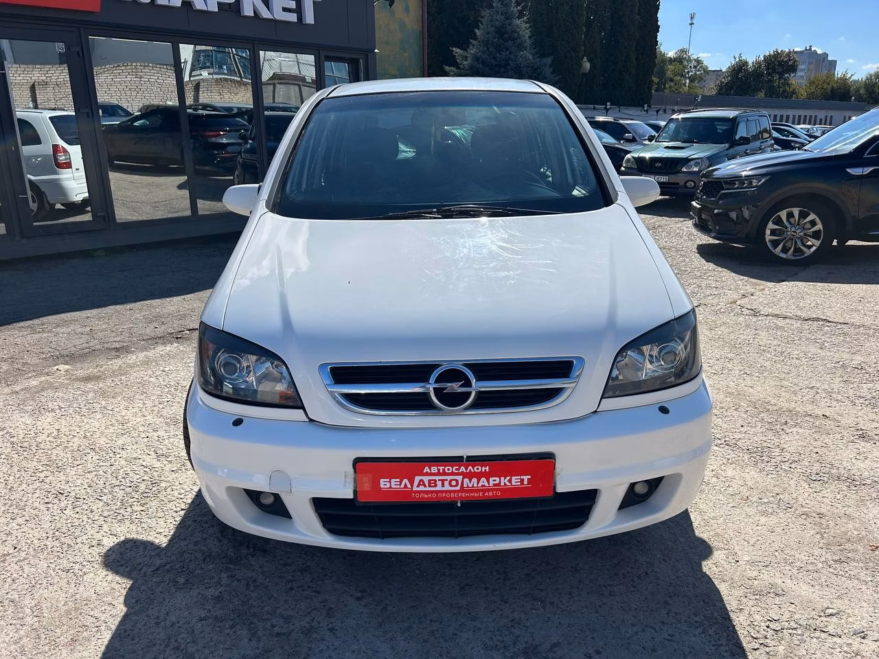 Opel Zafira фото 2