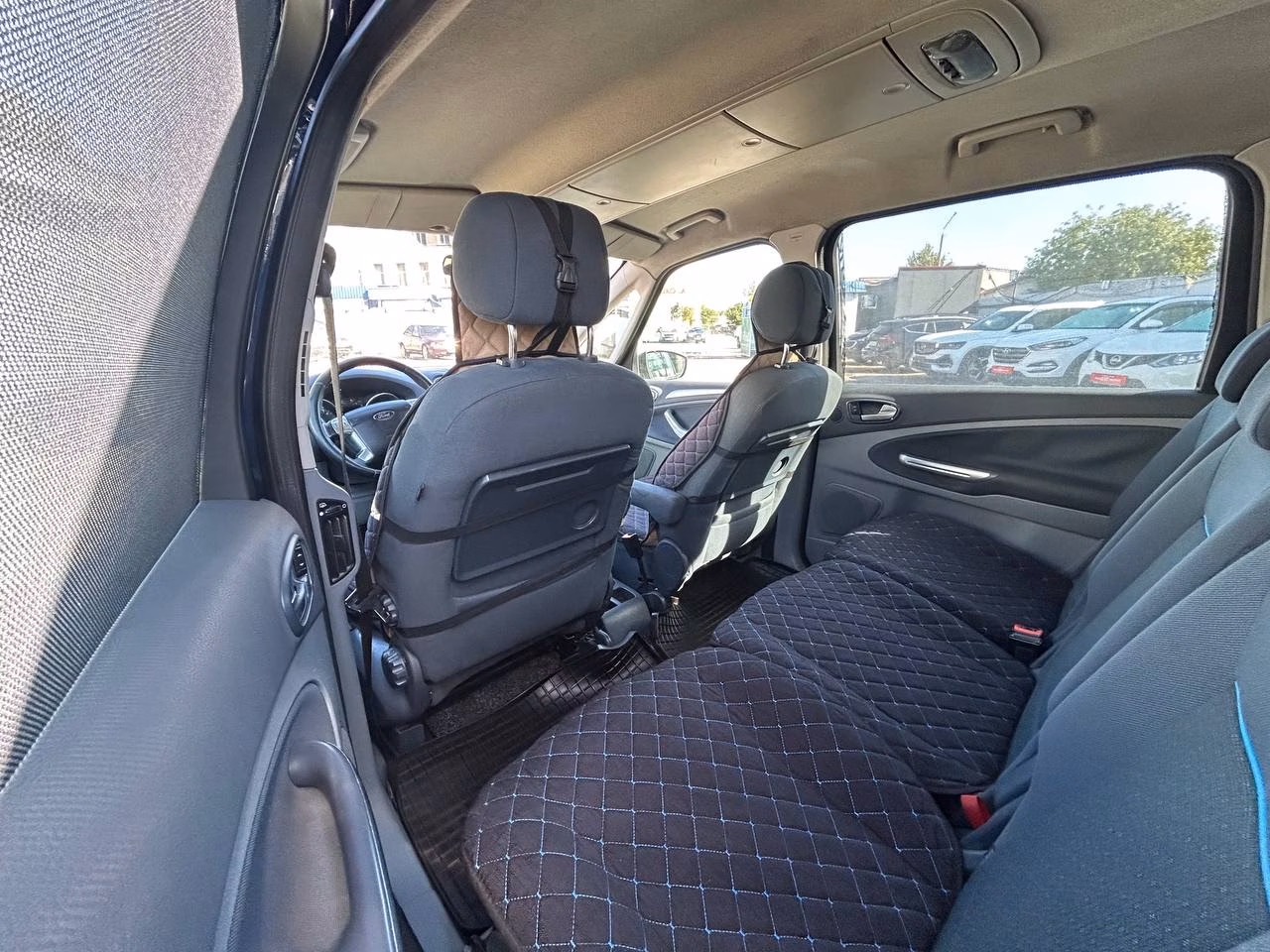 Ford Galaxy фото 11