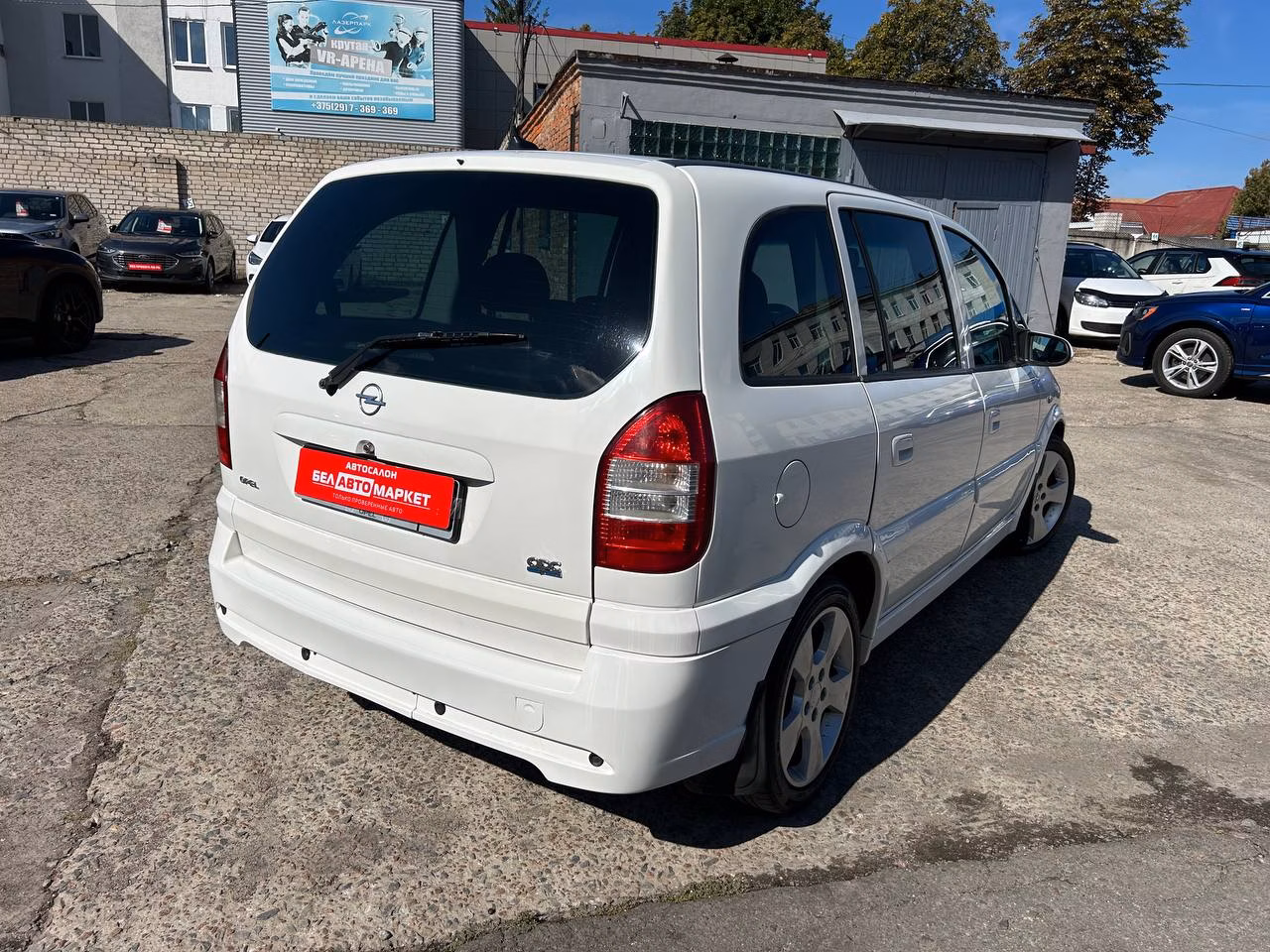 Opel Zafira фото 5