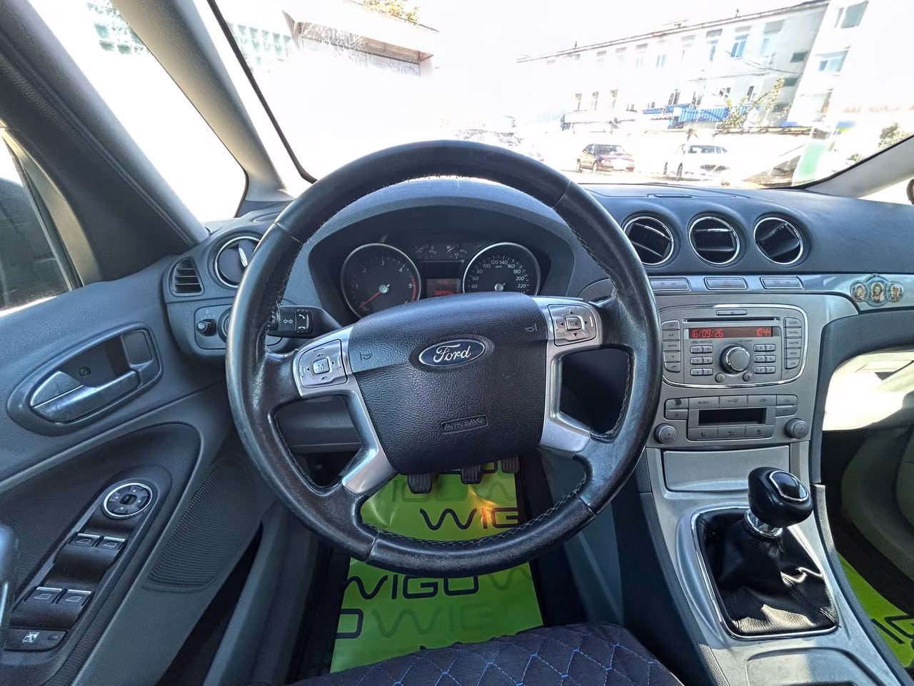 Ford Galaxy фото 13