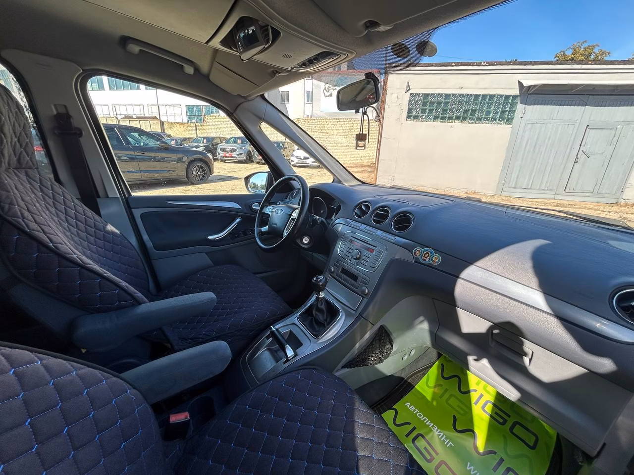 Ford Galaxy фото 15
