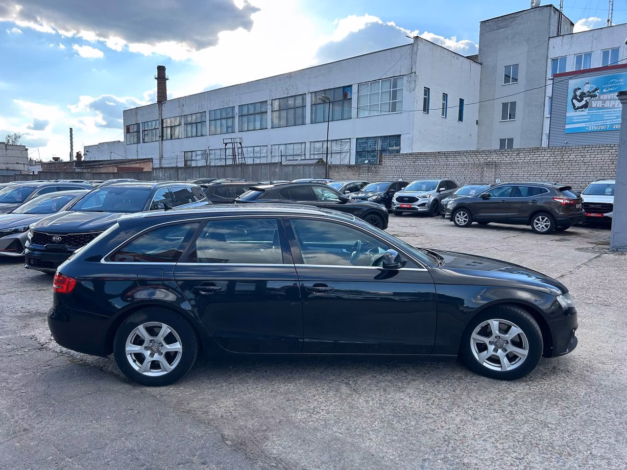 Audi A4 фото 4