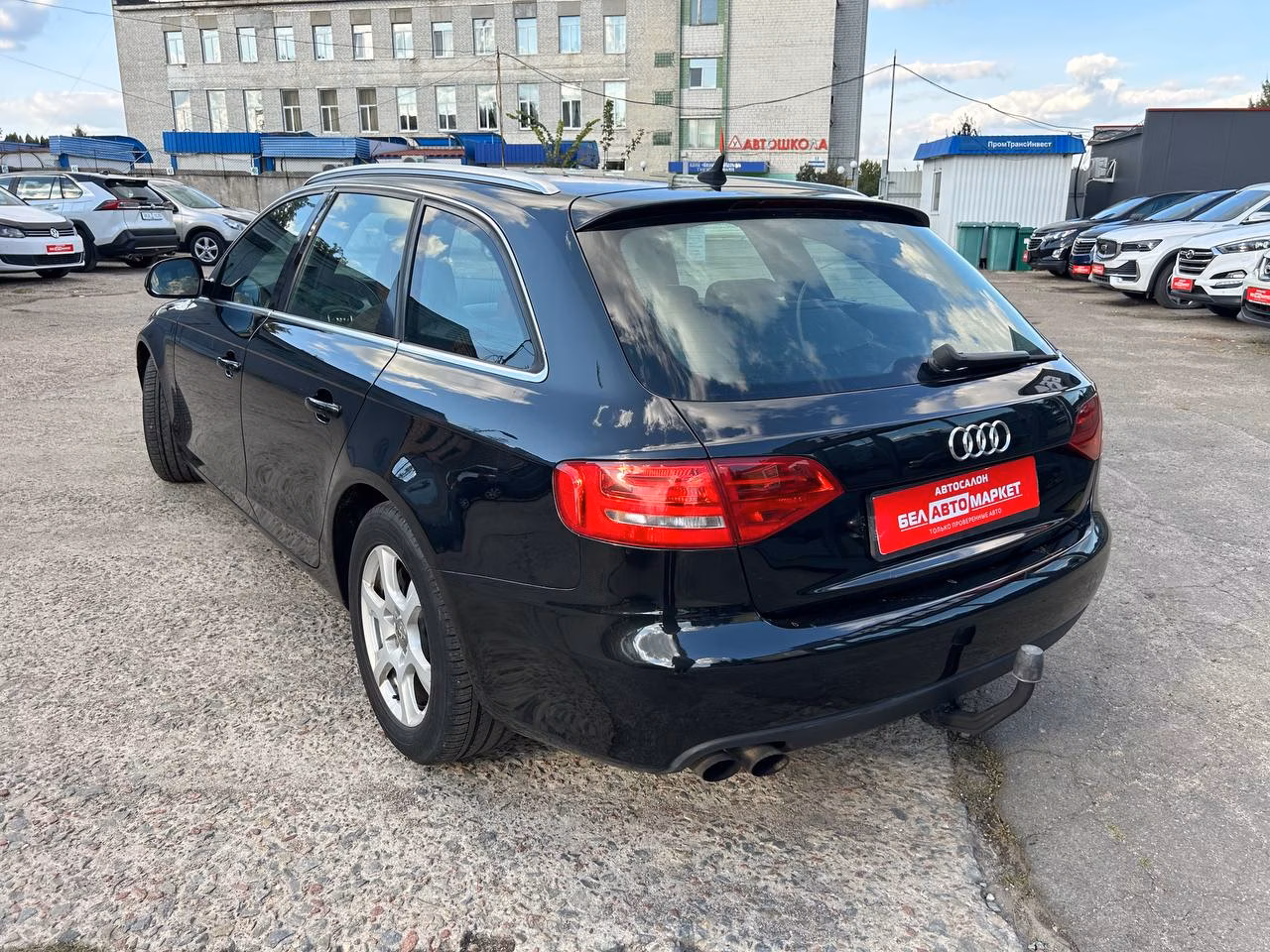 Audi A4 фото 7