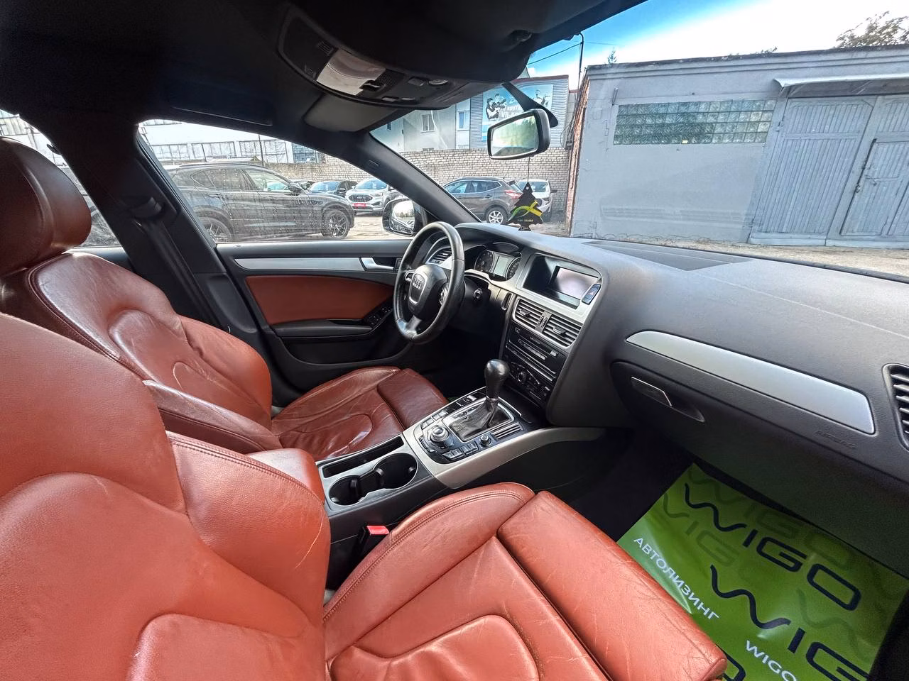 Audi A4 фото 15