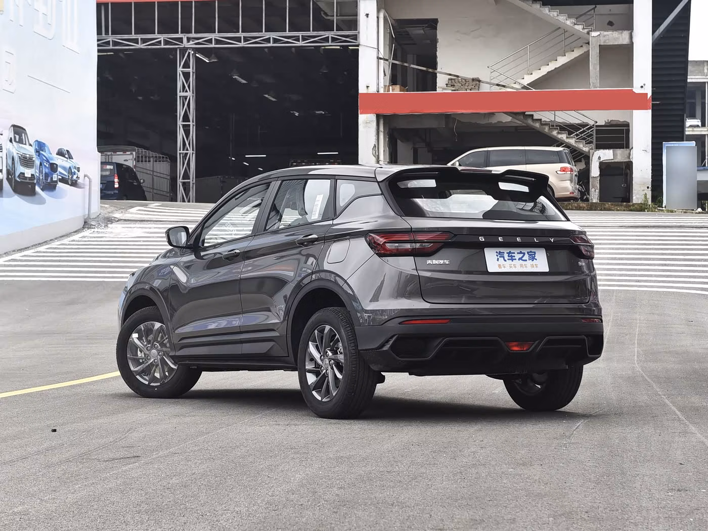 Geely Binyue фото 6