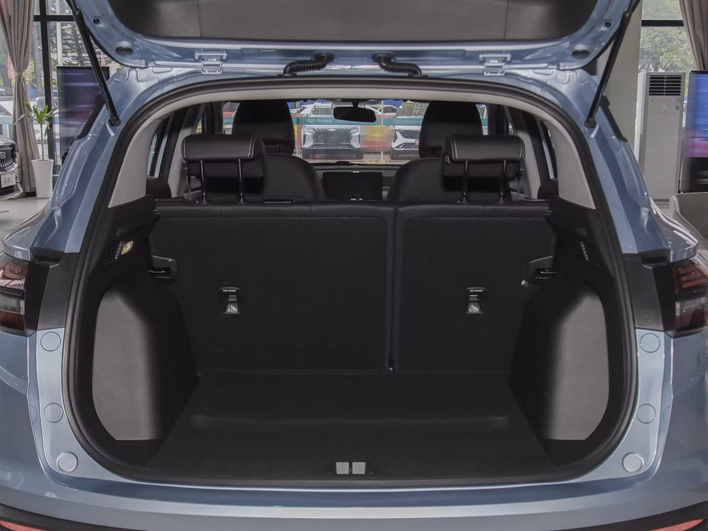 Geely Binyue фото 19