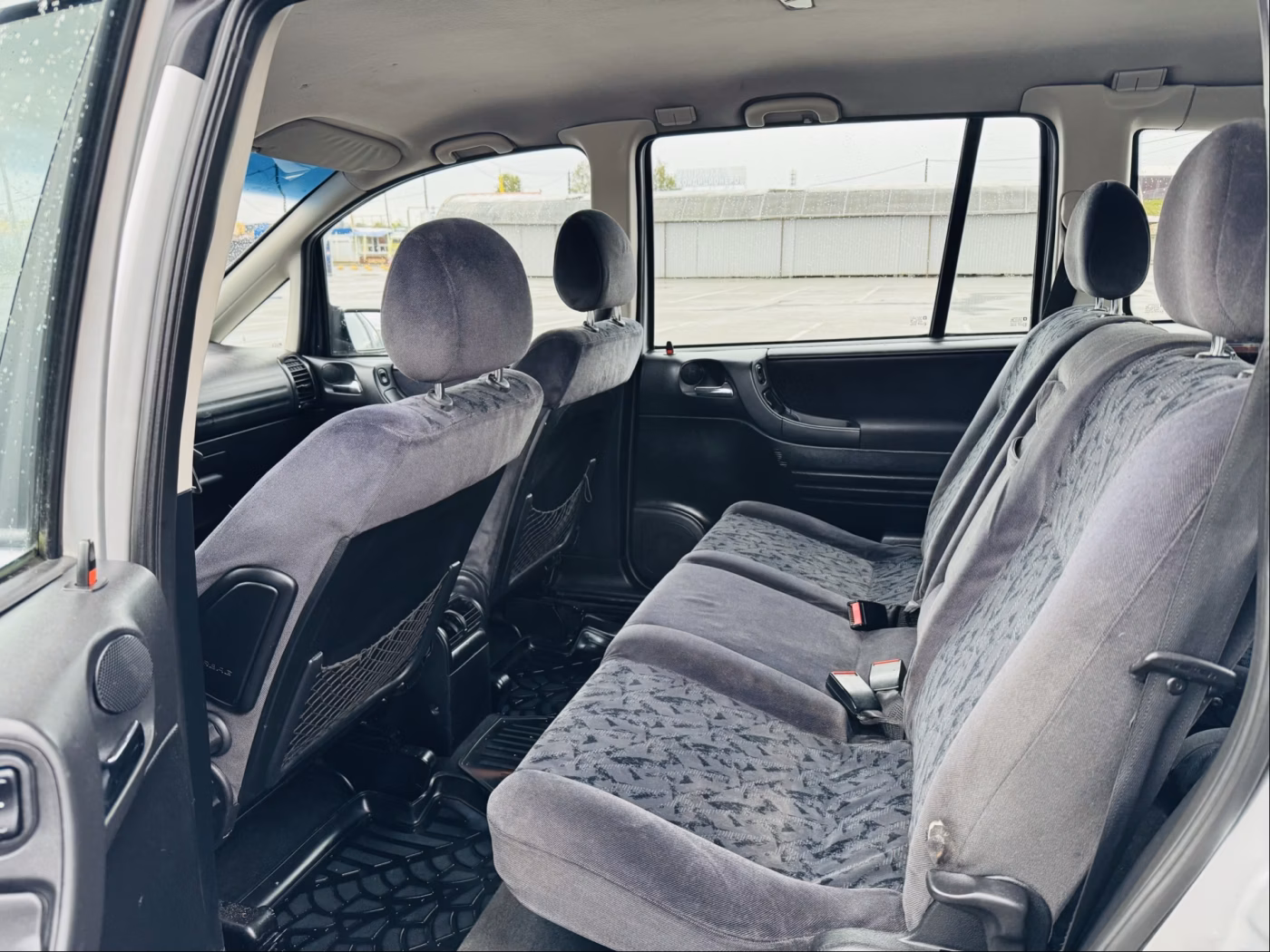 Opel Zafira фото 6