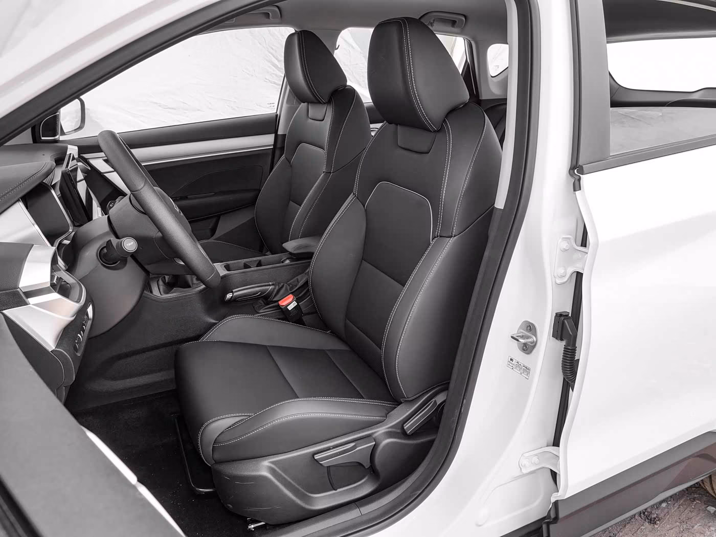 Geely Binyue фото 14