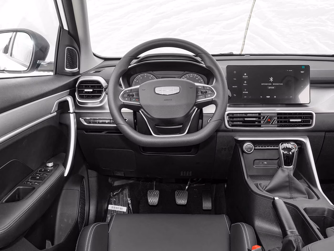 Geely Binyue фото 23