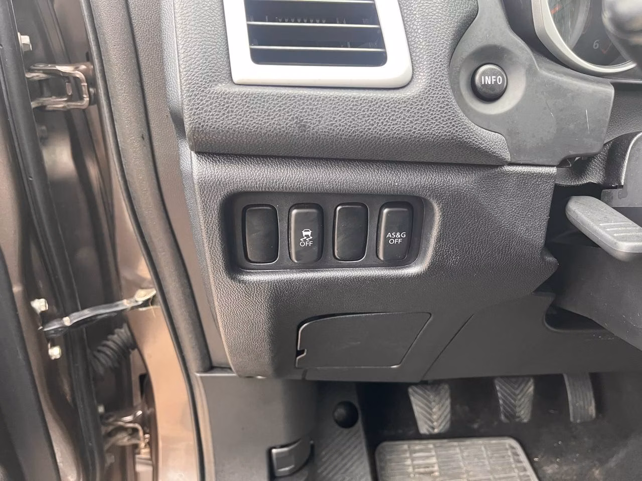 Mitsubishi ASX фото 11