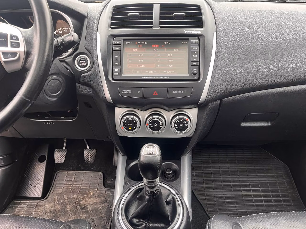 Mitsubishi ASX фото 14