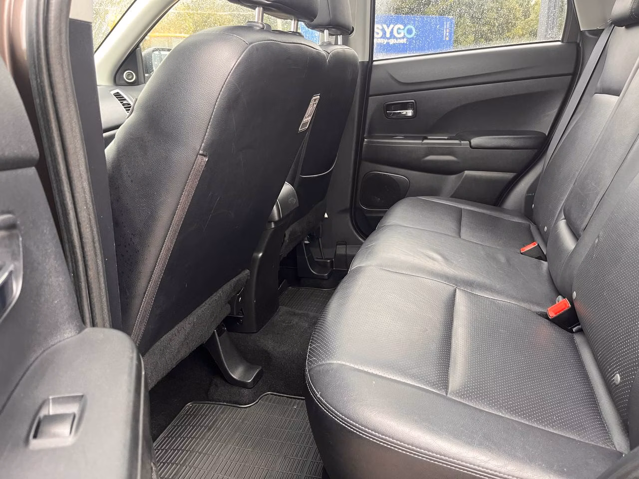 Mitsubishi ASX фото 16
