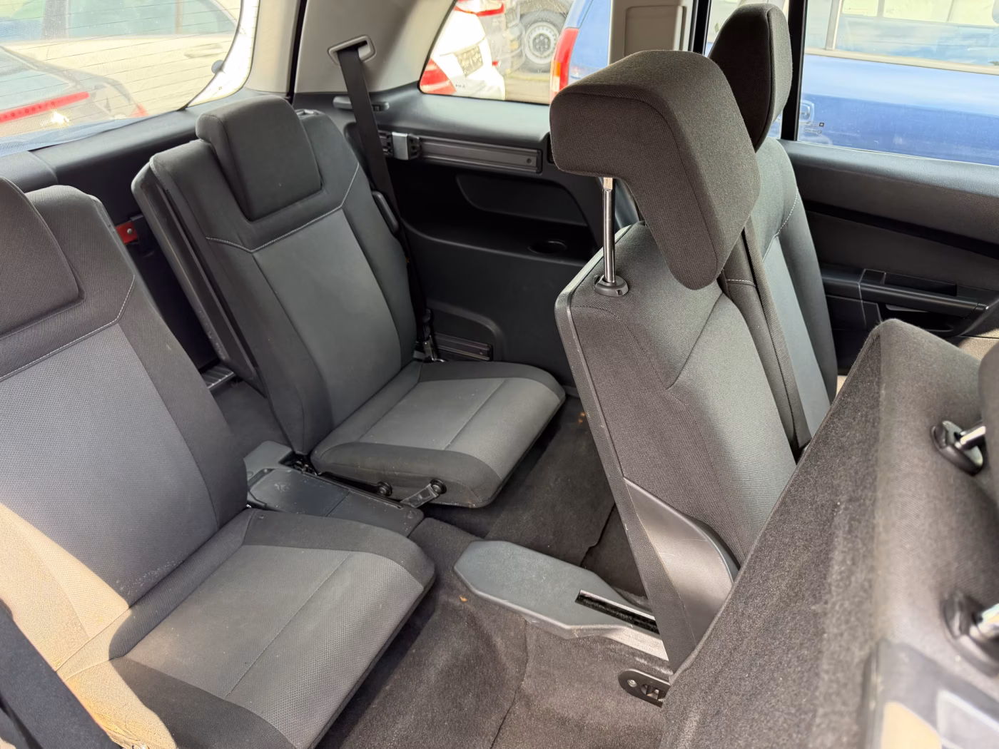 Opel Zafira фото 20