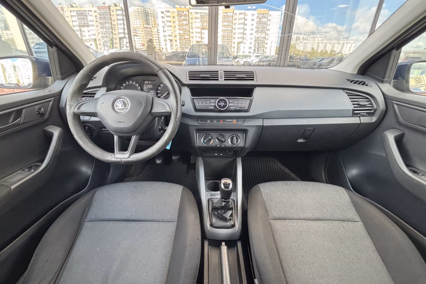 Skoda Fabia фото 13