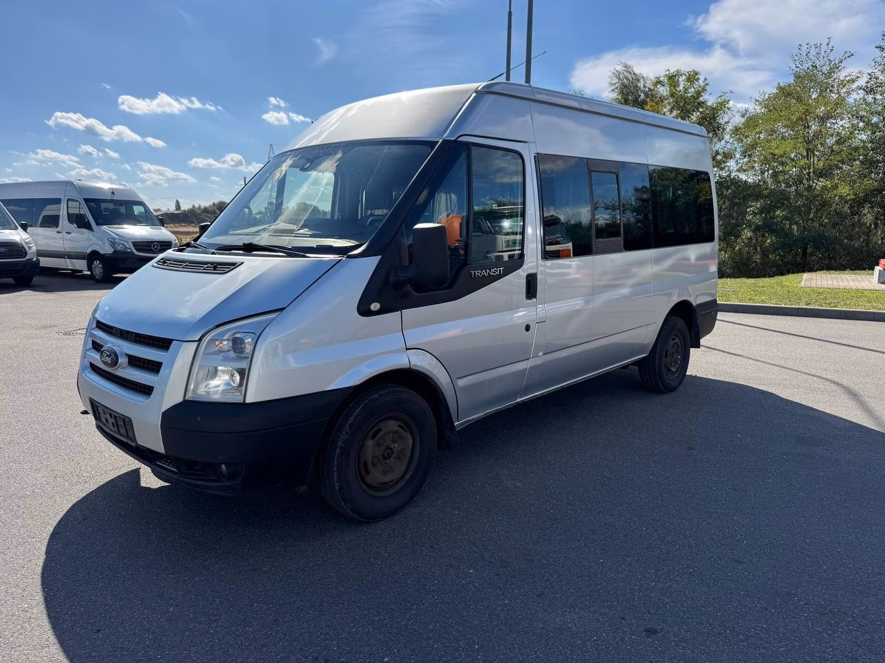 Ford Transit Tourneo фото 2