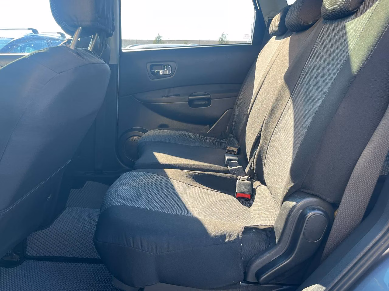 Nissan Qashqai+2 фото 17