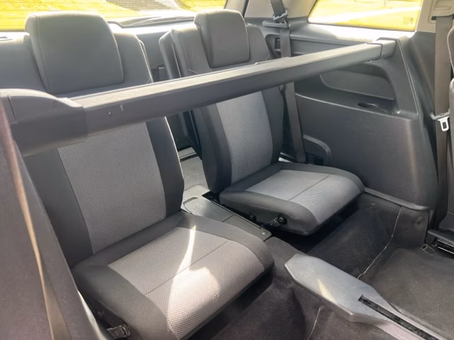 Opel Zafira фото 14