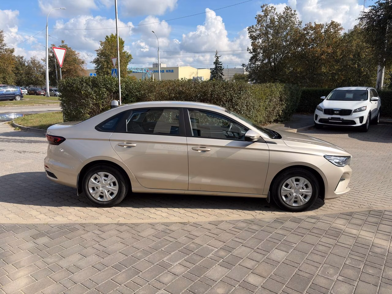 Geely Emgrand фото 6