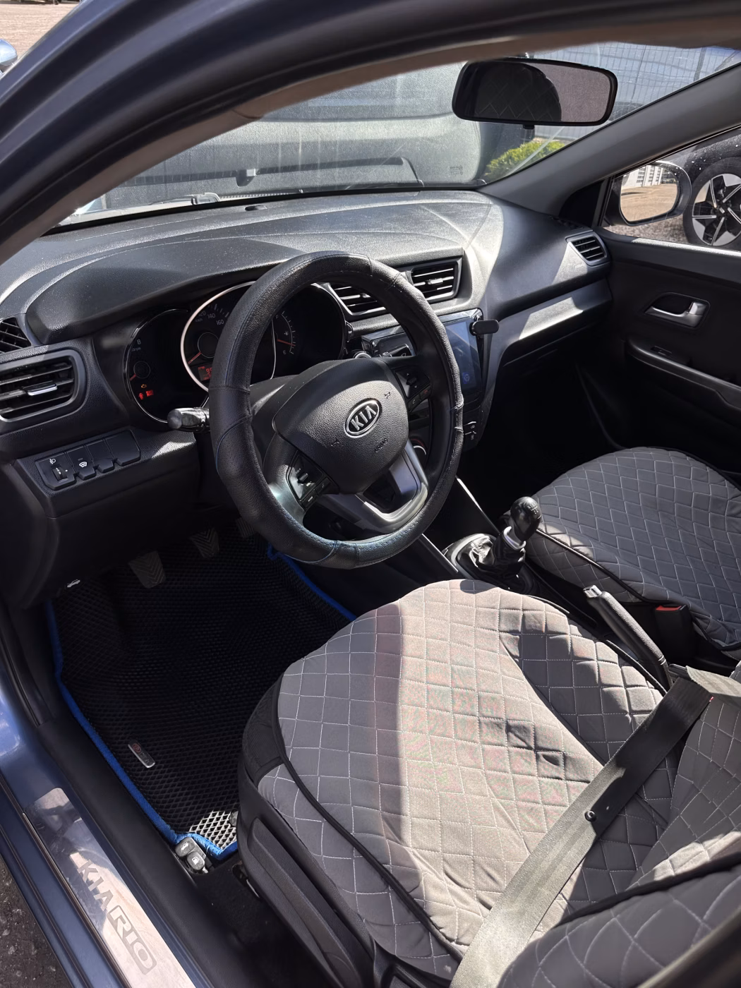 Kia Rio фото 7
